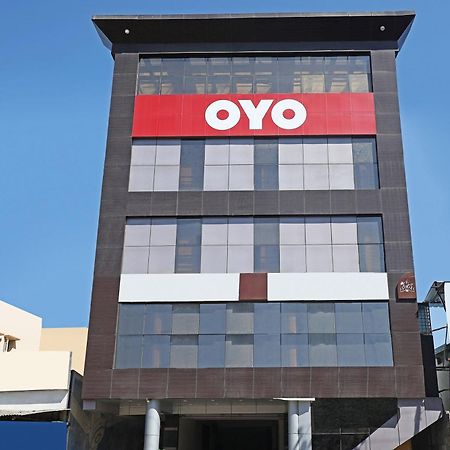 ホテル Oyo 29293 アティティ コンフォーツ バンガロール エクステリア 写真